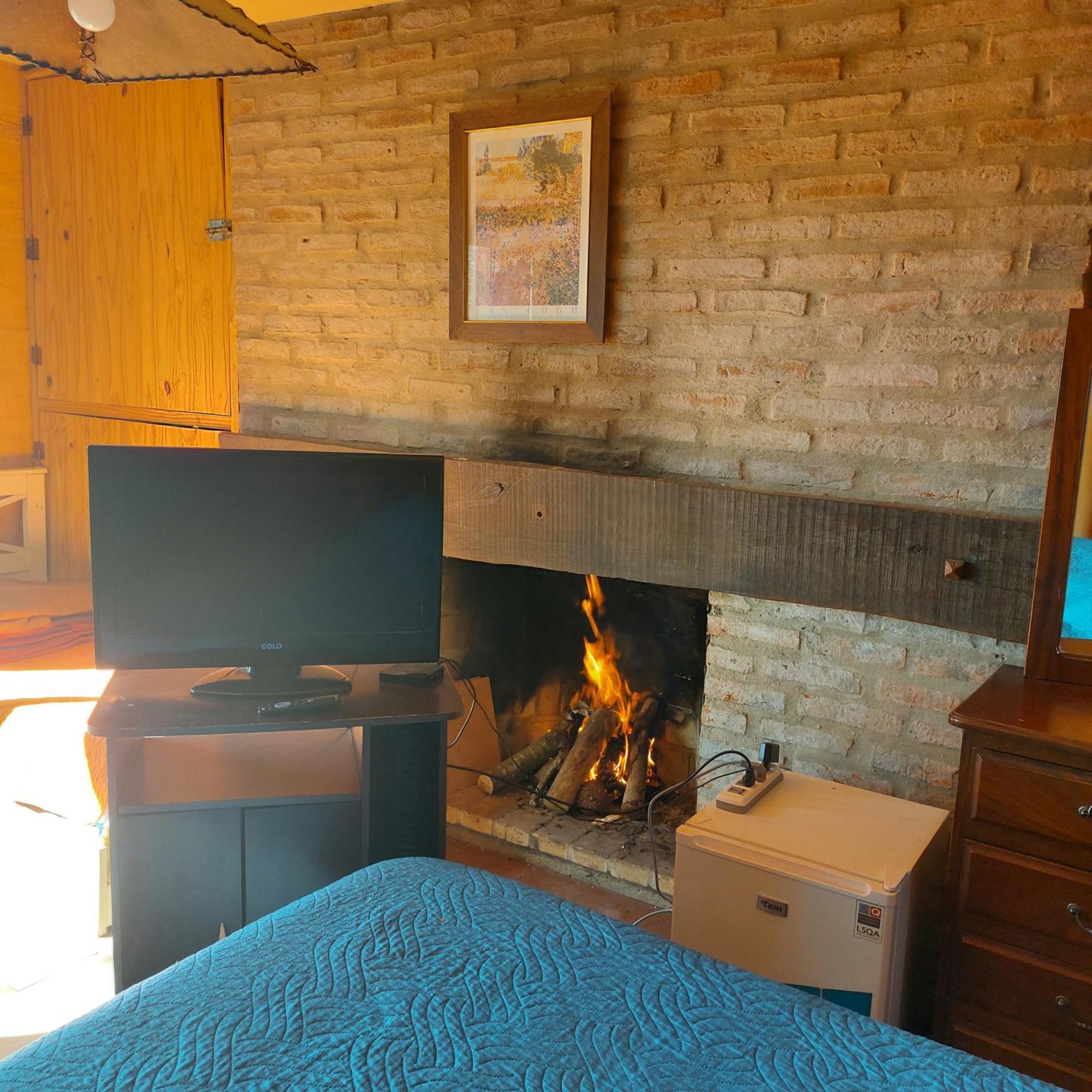 Casa Amarilla Con Jacuzzi Villa Пунта Дел Диабло Екстериор снимка